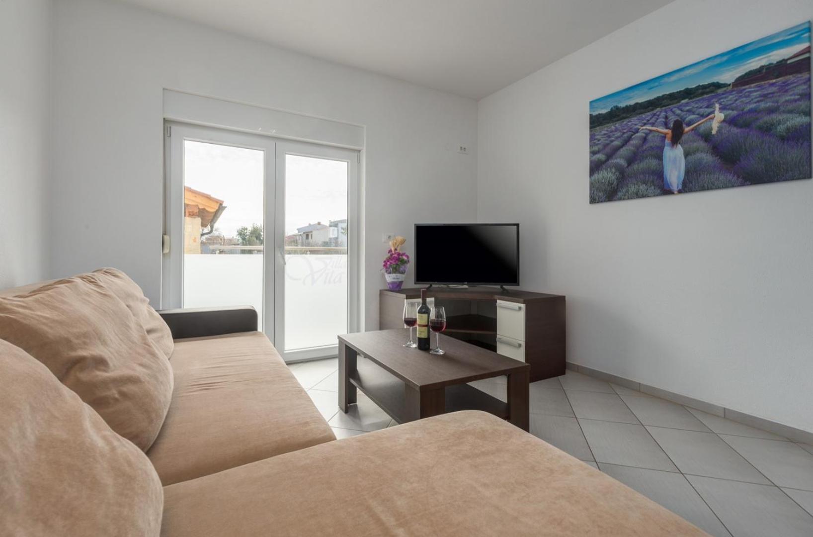 Villa Vita Apartments & Studios With Common Pool Valbandon Екстериор снимка