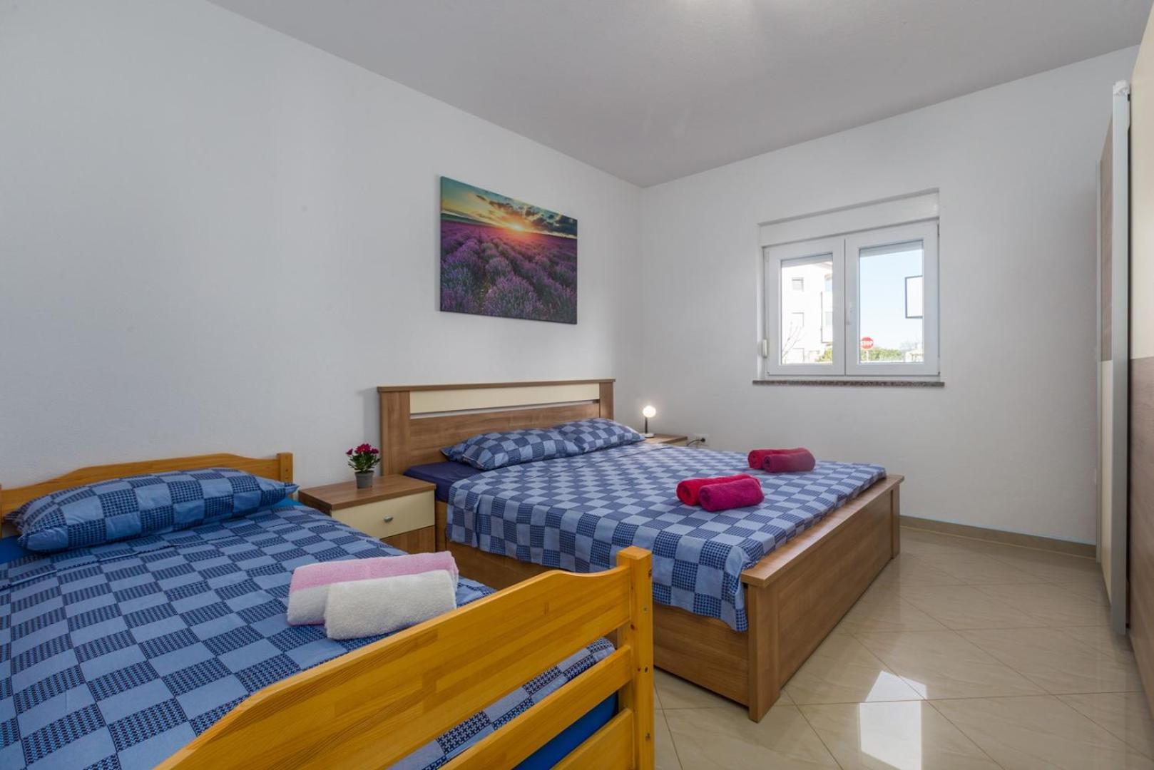 Villa Vita Apartments & Studios With Common Pool Valbandon Екстериор снимка